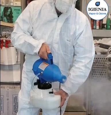 igienia-igienizzazione-con-nebulizzatore